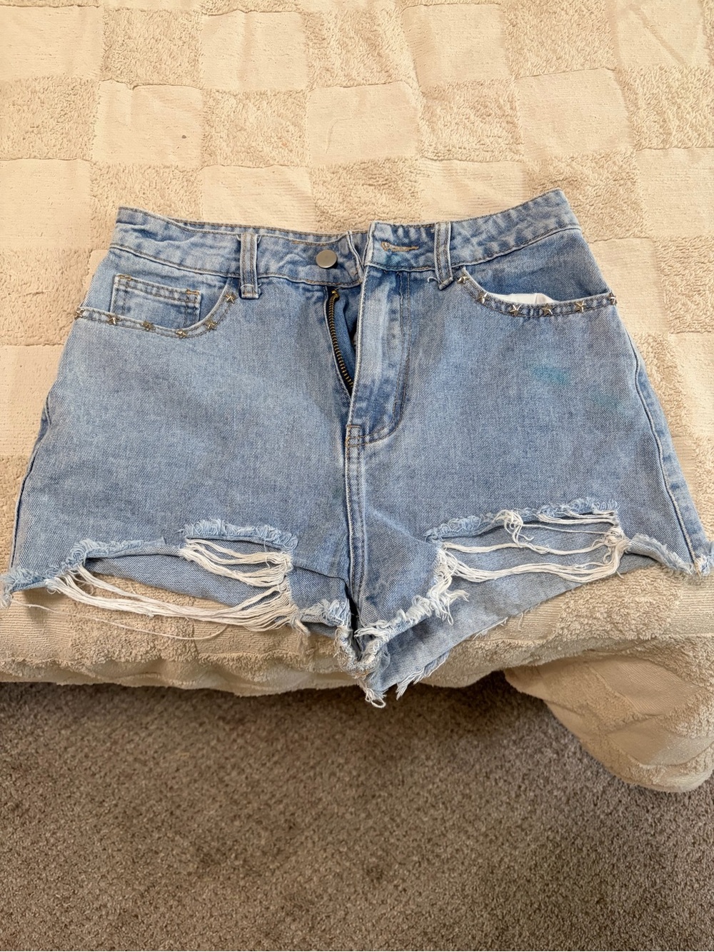 SHEIN Light Blue Distressed High-Rise Denim Shorts